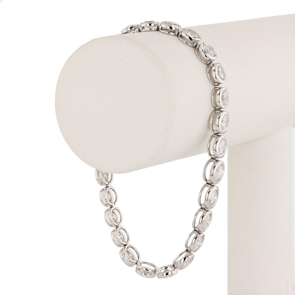 White Gold Ladies Diamond Tennis Bracelet