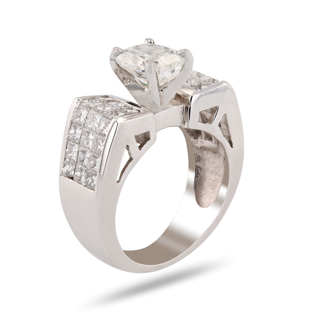 Platinum Bow Shaped Unity Ring